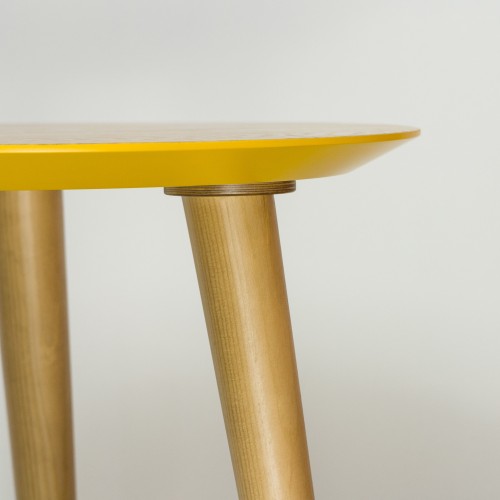 Журнальный стол Франс овальный, шпон дуба + желтый